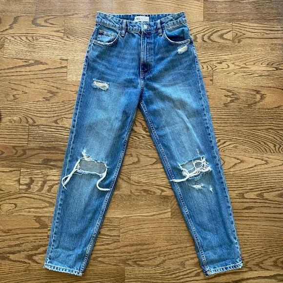 Zara Ripped Straight Fit Jean - Picture 1 of 4